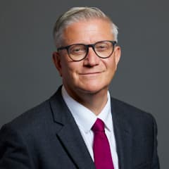 Official portrait of Andrew Rosindell