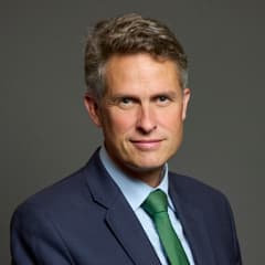 Official portrait of Sir Gavin Williamson