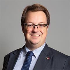 Official portrait of Mike Wood