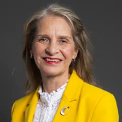 Official portrait of Wera Hobhouse