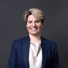 Official portrait of Emma Hardy