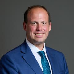 Official portrait of Greg Smith
