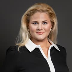 Official portrait of Alex Davies-Jones