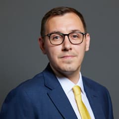 Official portrait of Tom Gordon