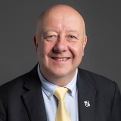 Official portrait of Steve Darling