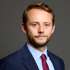 Official portrait of Chris Curtis