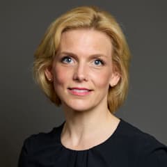 Official portrait of Samantha Niblett