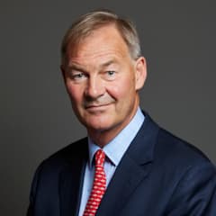 Official portrait of Rupert Lowe