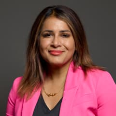Official portrait of Naushabah Khan