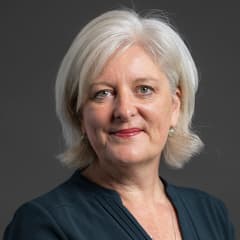 Official portrait of Caroline Voaden
