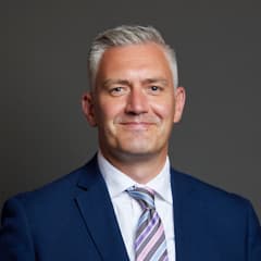 Official portrait of David Smith