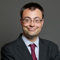 Official portrait of Laurence Turner