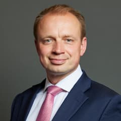 Official portrait of Darren Paffey