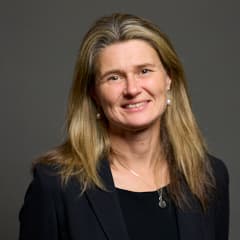 Official portrait of Jayne Kirkham