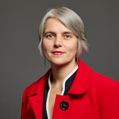 Official portrait of Anna Dixon