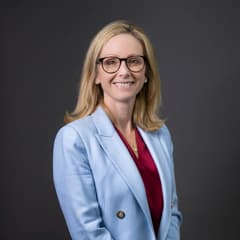 Official portrait of Lucy Rigby